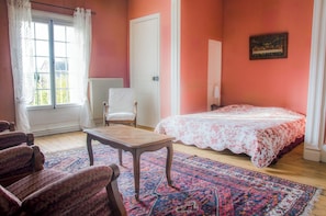 7 Schlafzimmer, Reisekinderbett, kostenloses WLAN