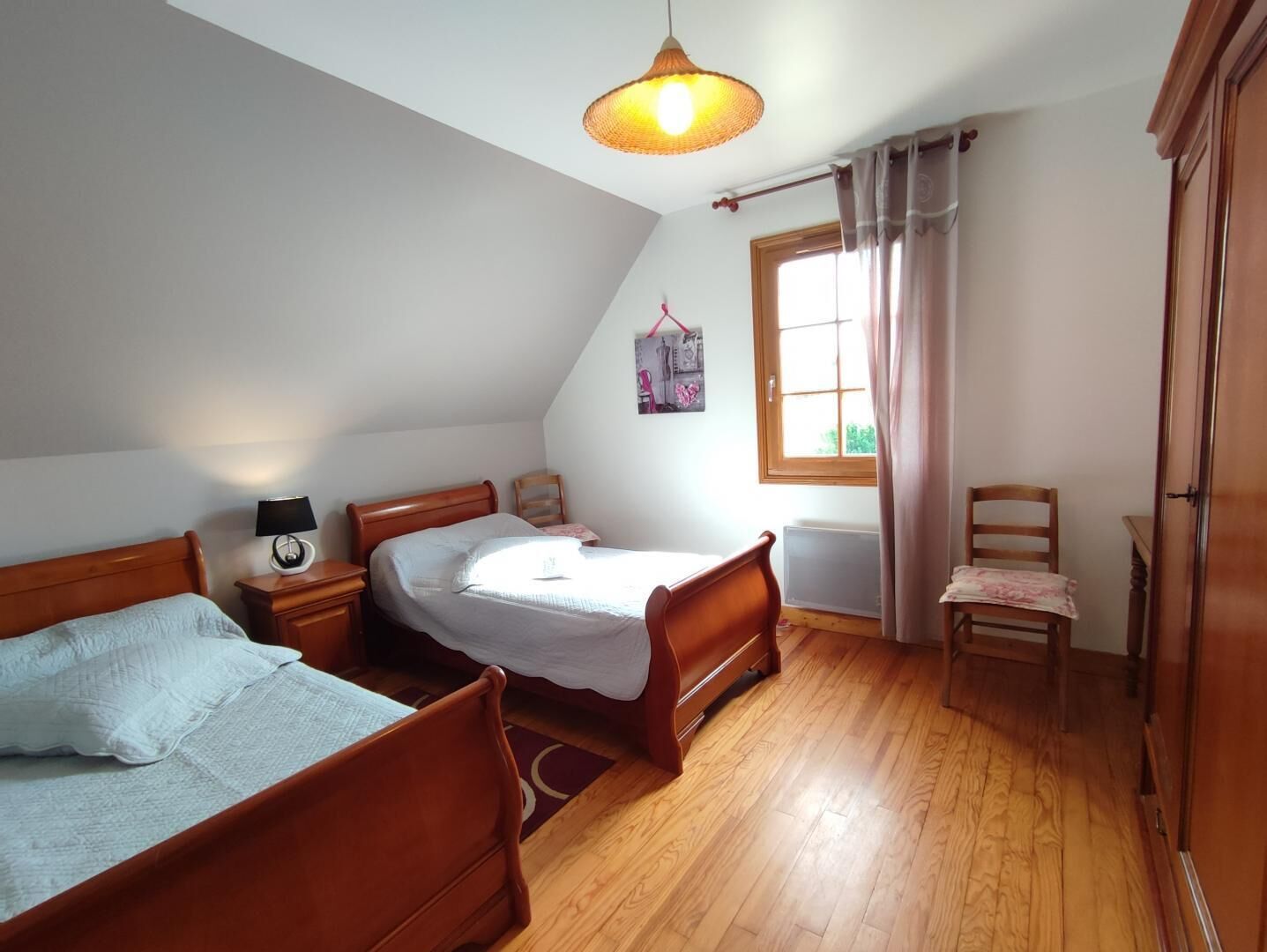 4 Schlafzimmer, Reisekinderbett, kostenloses WLAN
