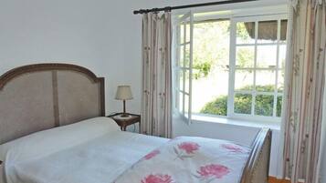 3 habitaciones, cuna de viaje y wifi gratis