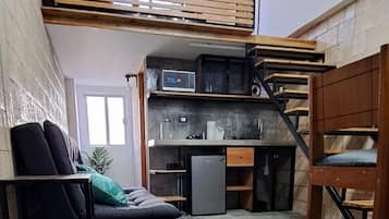Basic Loft, 1 Queen Bed with Sofa bed, Private Bathroom, Ground Floor | Living area | Flat-screen TV