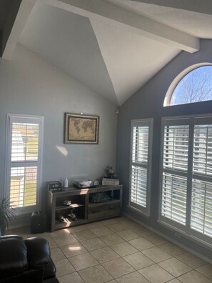 Interior - Waterfront Retreat w/ Pool: Family & Fishing Escape in Baytown, Near Houston (Baytown)