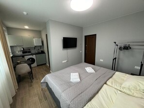 1 bedroom, iron/ironing board, internet, bed sheets - Guesthouse Imperia 4 (Šiauliai)
