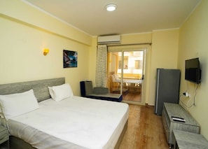 1 bedroom, wheelchair access