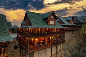 Exterior - Scenic 4-Bed Cabin with Resort Pools & Golf (Sevierville)