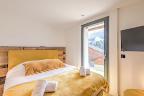 4 chambres, fer et planche à repasser, Wi-Fi, literie fournie