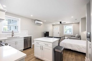 Apartment (6 Bedrooms) | Interior - 24-guest Retreat The Nomad: Studio x2, 1BR x4 (Nashville)