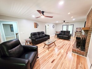 TV connectée, cheminée