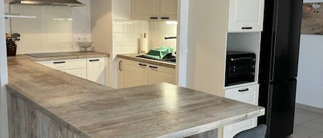 Fridge, microwave, oven, toaster