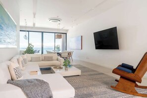 Smart TV - Exclusive Designer Condo w/ 180° Ocean Front (Playa Herradura)