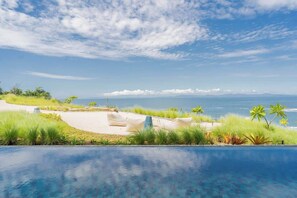 Outdoor pool - Exclusive Designer Condo w/ 180° Ocean Front (Playa Herradura)