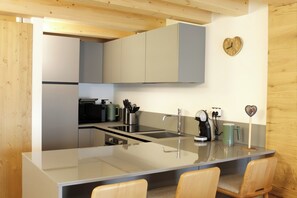 Fridge, microwave, oven, stovetop - Alpine Loft - Cavalese (Cavalese)