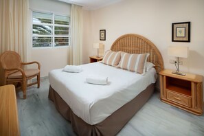1 bedroom, in-room safe, iron/ironing board, free WiFi