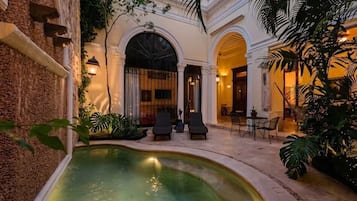 Extérieur