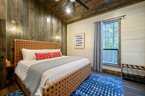 8 chambres, fer et planche à repasser, accès au Wi-Fi (inclus)