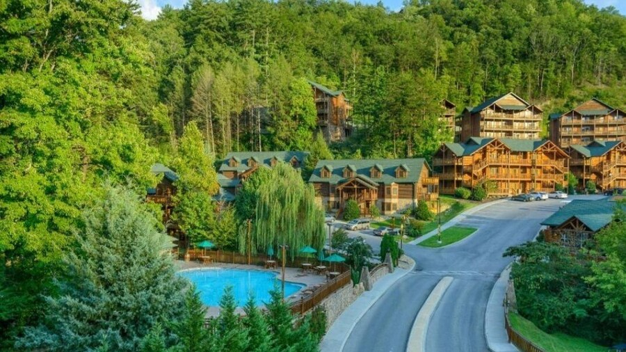 Smoky Mountain Resort Luxury Cabin