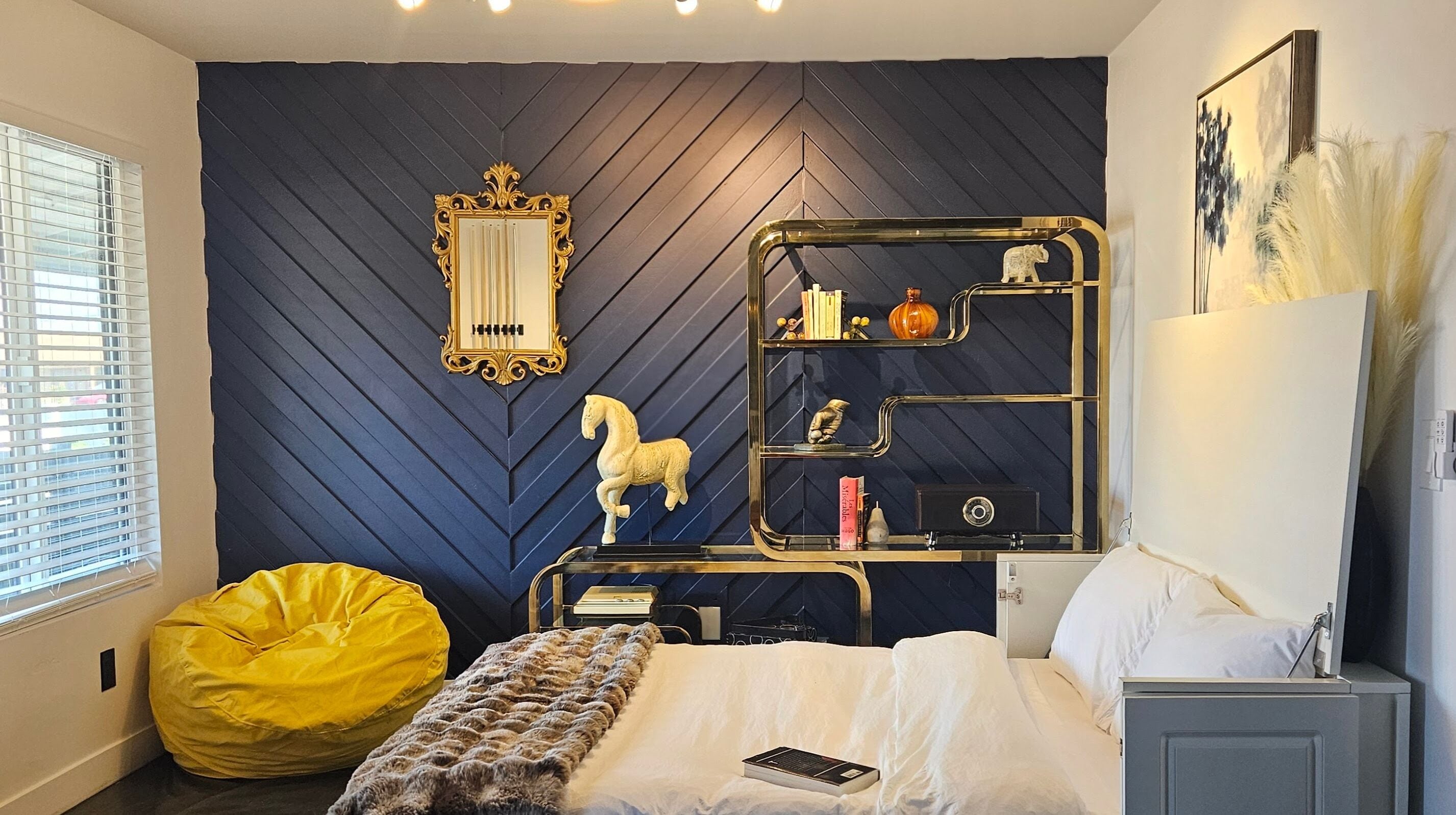 5 bedrooms, in-room safe, desk, iron/ironing board