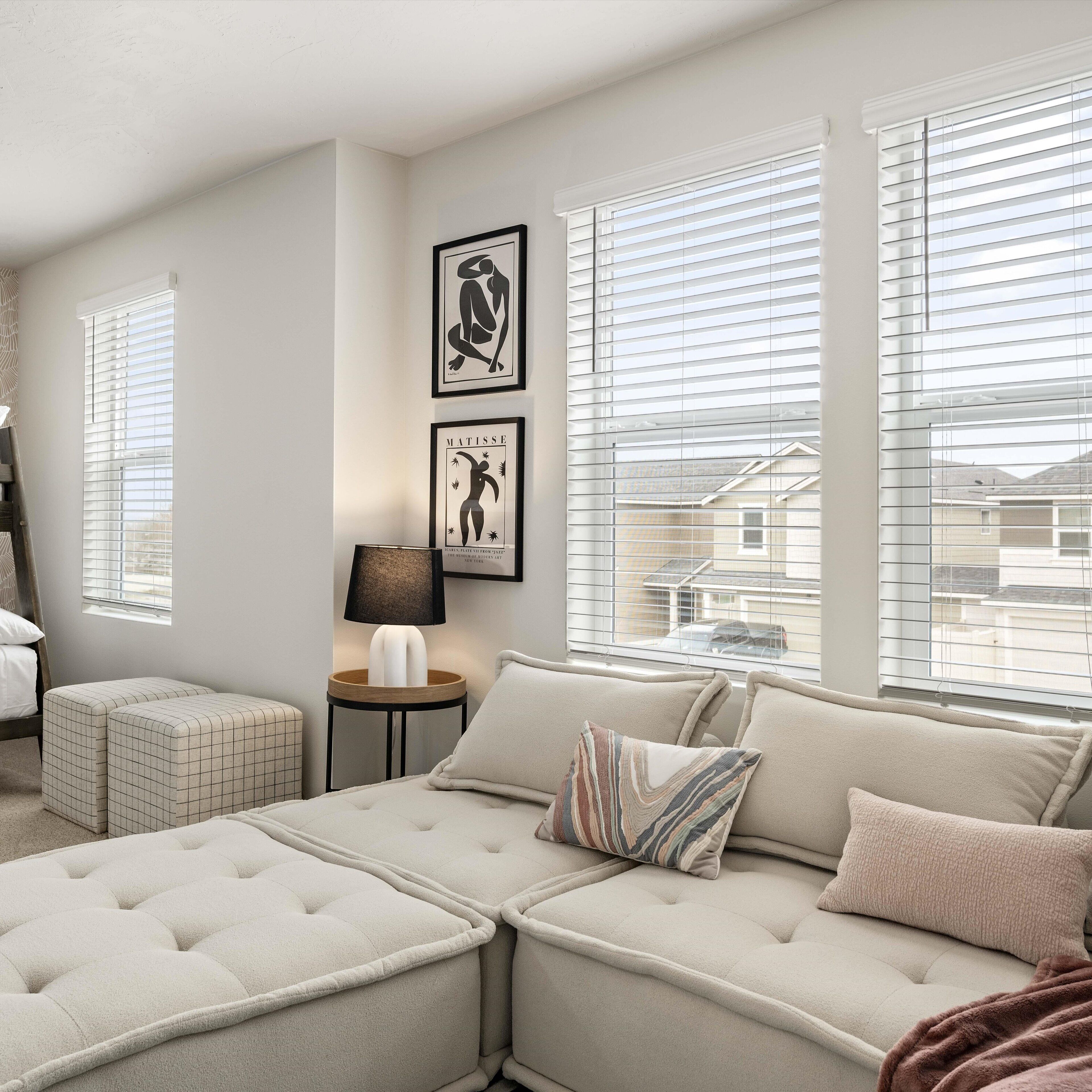 4 habitaciones, tabla de planchar con plancha, wifi y ropa de cama 