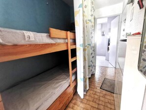 1 bedroom