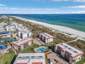 Exterior - Enjoy Sweeping Beach Views From Your Third Story Condo - Sandalfoot 1D3 (Sanibel Island)