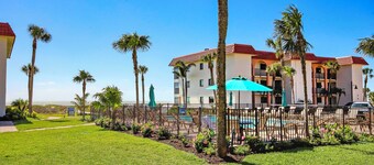 Unbeatable beach location on Sanibel Island - Sandalfoot 4B1