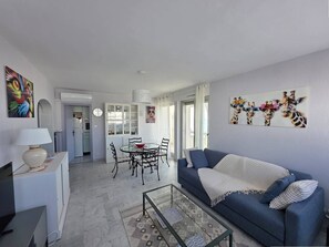 TV - LA GRANDE MOTTE - BEL APPARTEMENT POUR 4 PERSONNES - VUE SUR MER - PARKING (LA GRANDE MOTTE)