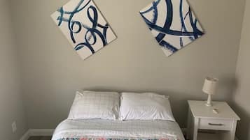 3 bedrooms, WiFi, bed sheets