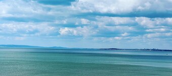 Saltwater Stunning Holiday House Milford on Sea Sleeps 6