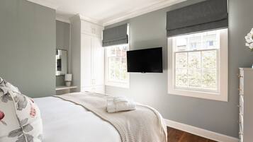 2 chambres, fer et planche à repasser, Wi-Fi gratuit, draps fournis