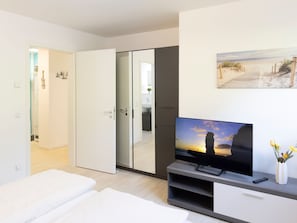 2 室のベッドルーム、WiFi