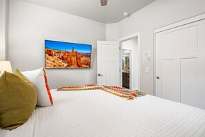 5 bedrooms, iron/ironing board, free WiFi, bed sheets