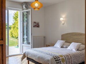 3 sovrum, strykjärn/strykbräda, gratis wi-fi och sängkläder