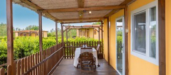 Bungalow 'Sole1' with Shared Pool, Private Terrace and Air Conditioning