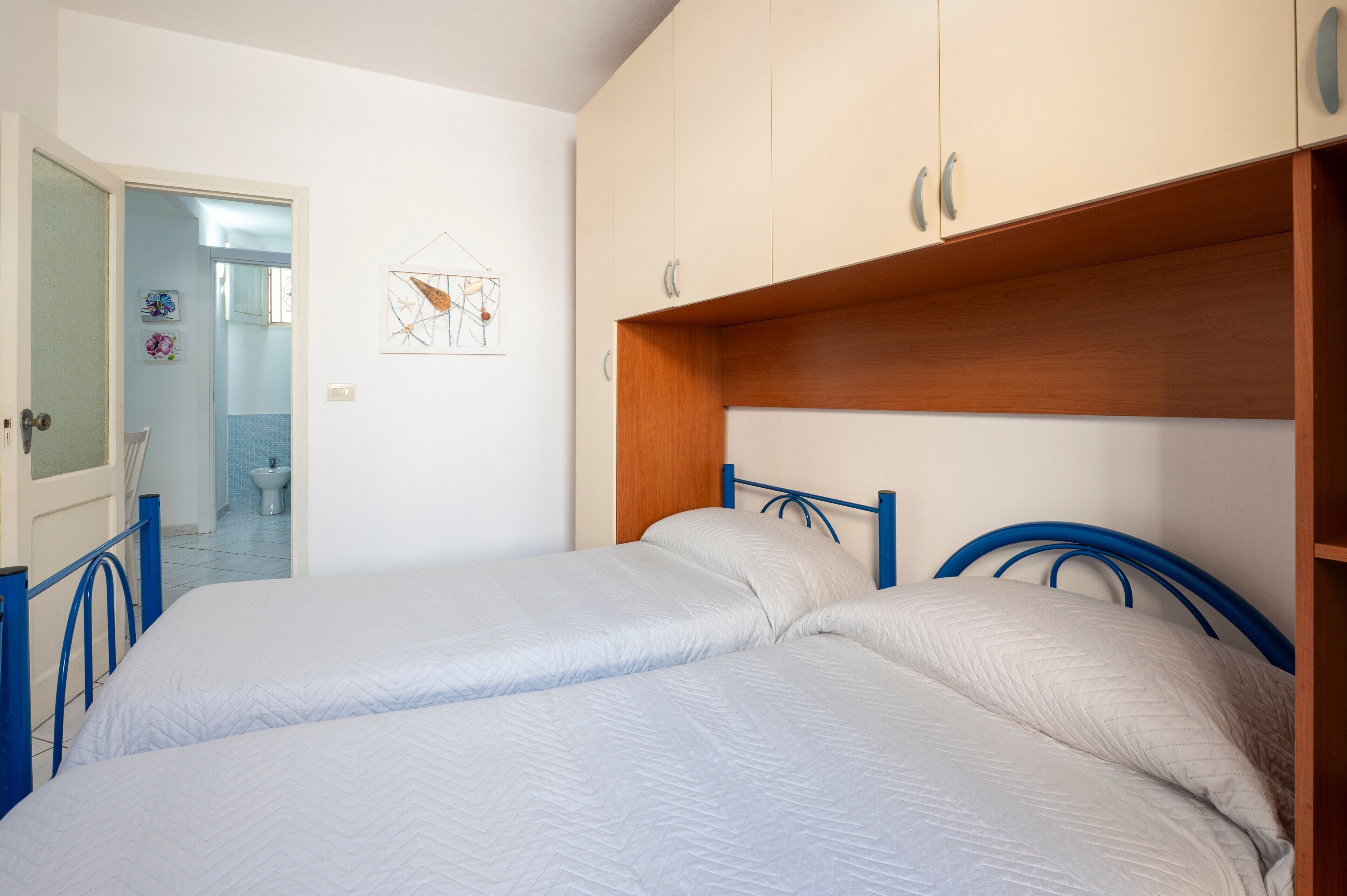 2 chambres, fer et planche à repasser, Wi-Fi gratuit, draps fournis