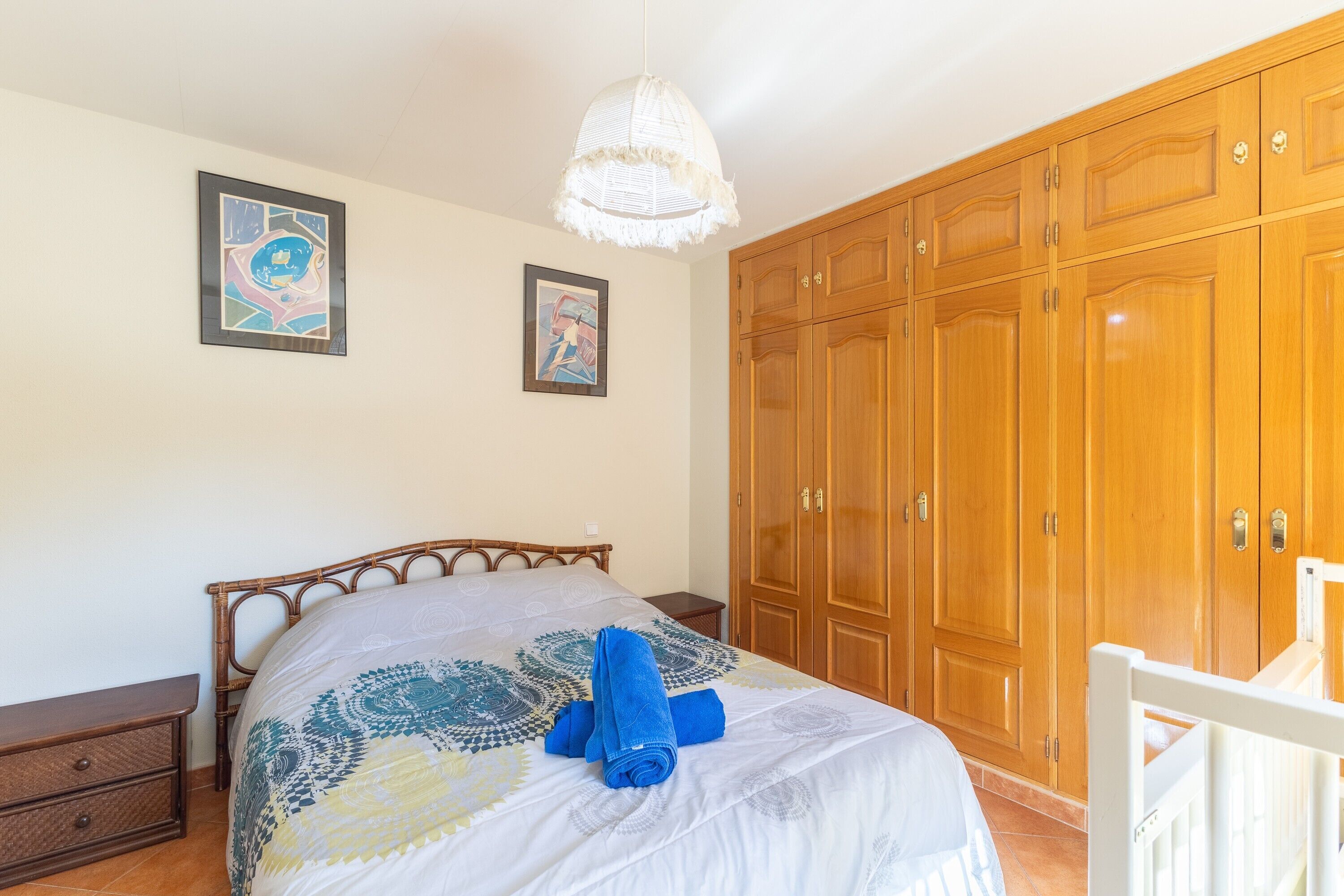 10 bedrooms, iron/ironing board, free WiFi, bed sheets