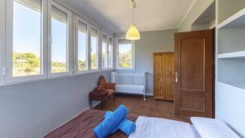 9 bedrooms, iron/ironing board, free WiFi, bed sheets