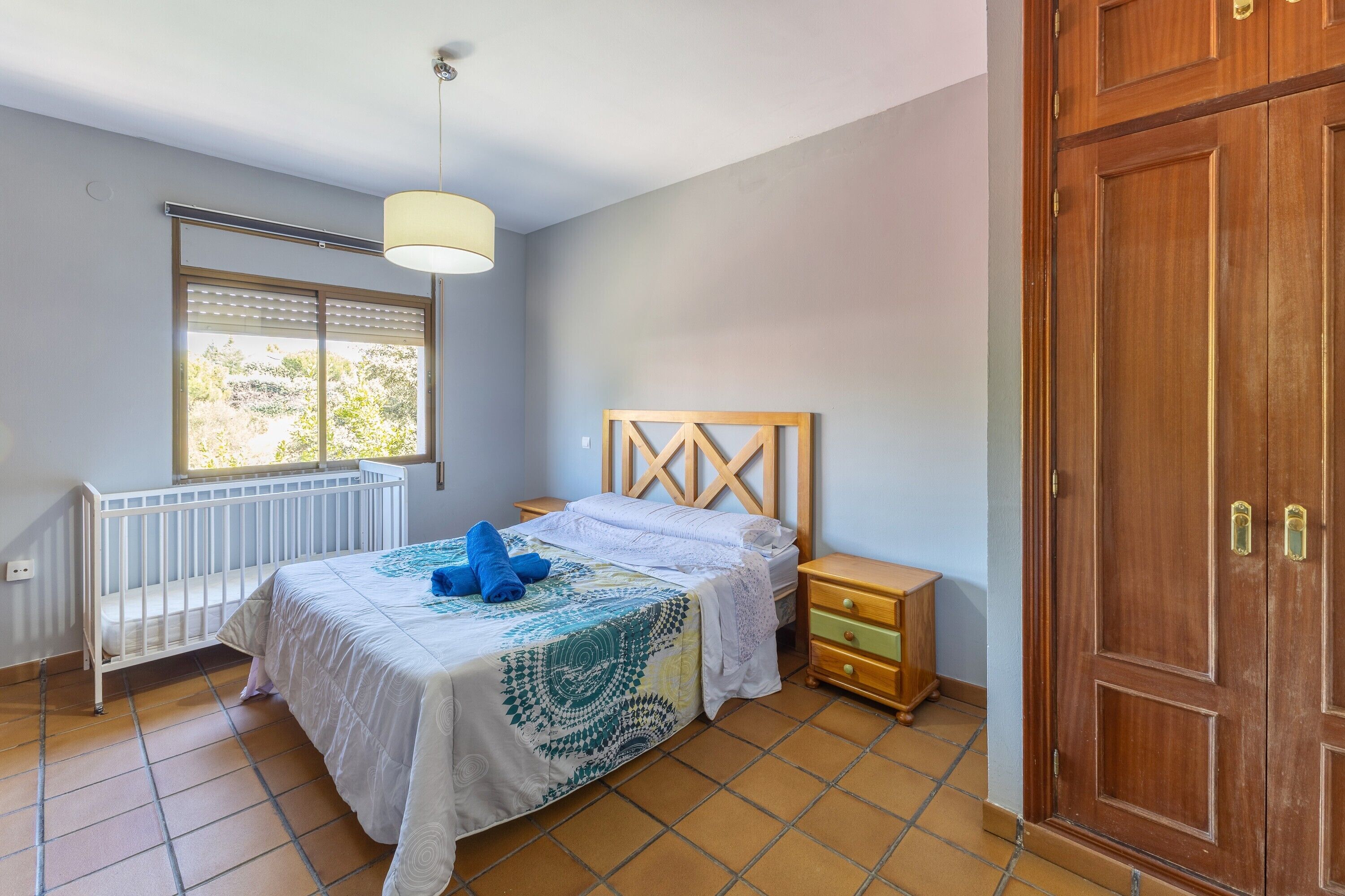 9 camere, ferro/asse da stiro, Wi-Fi gratuito, lenzuola