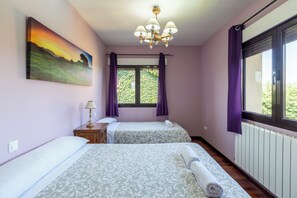 6 bedrooms, free WiFi - Villa 'Arboleda' with Mountain View, Private Pool and Wi-Fi (La Losa)