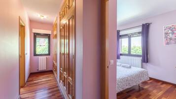 6 bedrooms, free WiFi