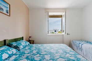 2 bedrooms