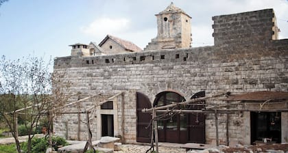 Apartamento 'Iazzo' con terraza compartida, jardín privado y Wi-Fi