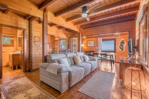 Casa de vacaciones 'La Haima' con vistas al mar, Wi-Fi y aire acondicionado