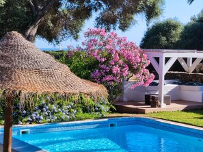 Pool - Apartment 'Casa Rural Maximon Rojo' with Sea Views, Wi-Fi and Air Conditioning (Los Caños de Meca)