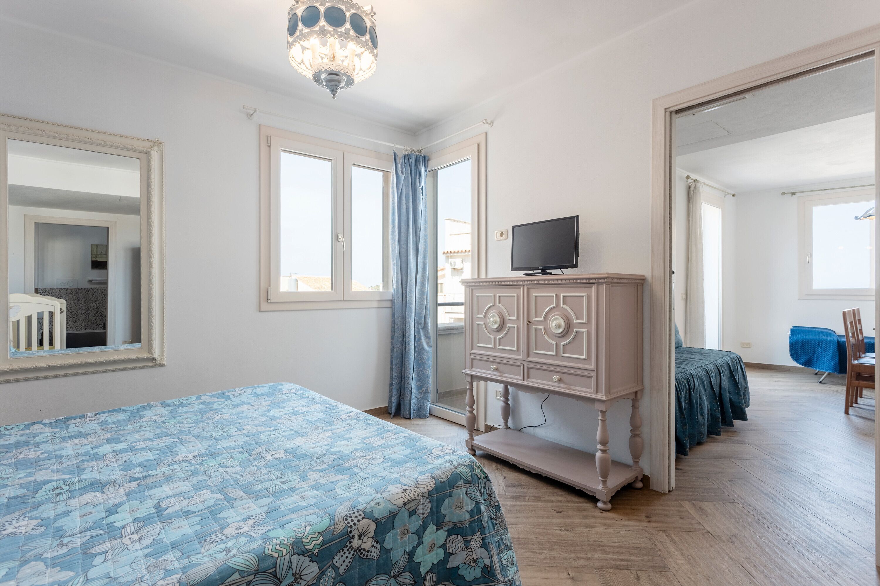 1 camera, ferro/asse da stiro, Wi-Fi gratuito, lenzuola