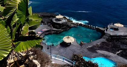 Appartement 'Elias La Palma City' avec vue sur la montagne, balcon et Wi-Fi