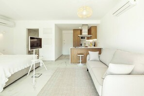 1 chambre, fer et planche à repasser, lit parapluie, Wi-Fi gratuit