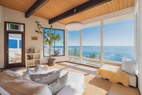 A Beachfront Bungalow on Malibu's Broad Beach
