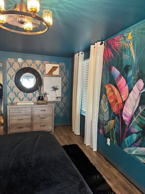 1 habitación, tabla de planchar con plancha, wifi y ropa de cama 