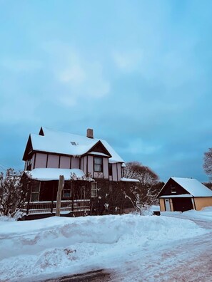 Exterior - Large Home Near Trail in Calumet (Calumet)