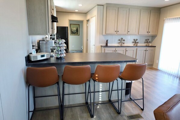 Dining - A Peaceful Retreat Wifi Golf Fish Hunt (Show Low)