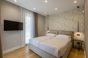 3 chambres, fer et planche à repasser, Wi-Fi gratuit, draps fournis